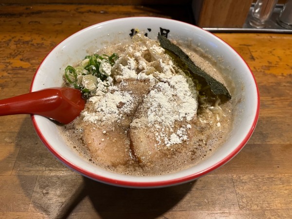 「【数量限定】大分・佐伯醤油豚骨ラーメン 880円」@きら星の写真