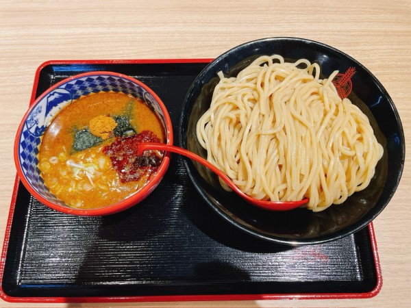 「灼熱カレーつけ麺」@つけ麺専門店 三田製麺所 晴海トリトン店の写真