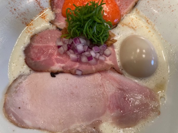 「特上鶏白湯らぁ麺」@Ramen Afro Beatsの写真