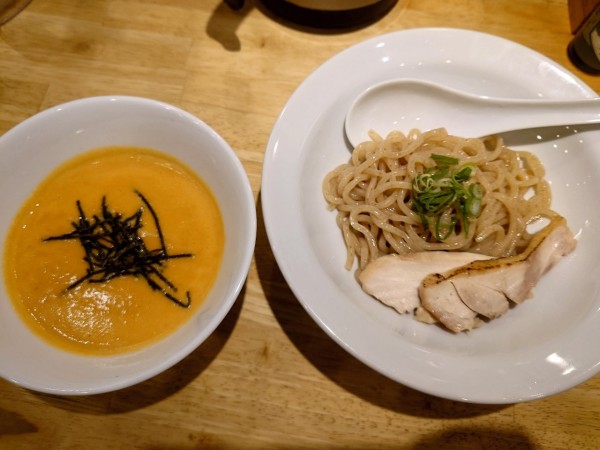 「海老香るピリ辛つけ麺」@くぼた製麺処の写真
