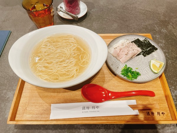 「クリア豚骨」@銀座 月やの写真