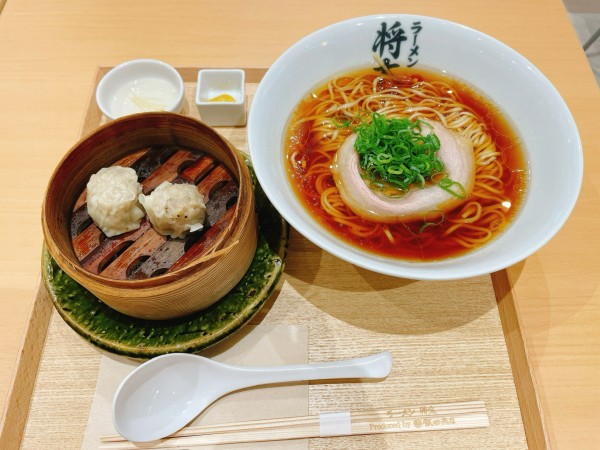 「醤油ラーメン＋焼売」@ラーメン 将太 アリオ北砂店の写真