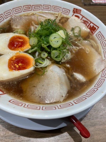 「たまごラーメン醤油¥950」@二両半 京橋店の写真