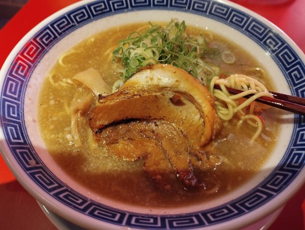 「京都鶏がら豚骨屋台味(すべて普通)(850)」@よってこや センター北あいたい店の写真
