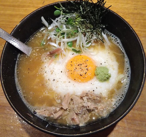 「月見山かけツナコツ 980円 香味野菜 50円」@Tunaholic Tokyoの写真