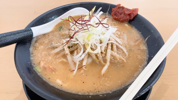 「鴨だし辛味噌らーめん」@noodleshop  arakawaの写真