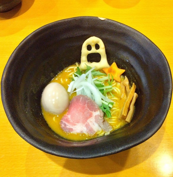 「(限定) 鶏とカボチャのポタージュそば 1000円」@麺屋togariの写真