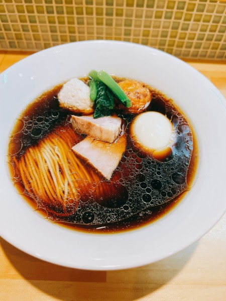 「味玉醤油 中華そば」@猫と月の写真