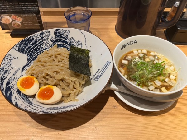 「自家製手揉みつけめん並&味玉」@本田麺業 神田西口駅前店の写真