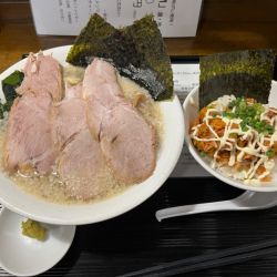 背脂潮中華そば＋チャーシューキムチ丼