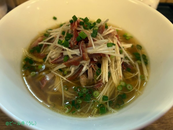 「叉焼の細切りとネギ和えつゆそば【醤油味】1130円」@中華厨房 虎視たんたんの写真