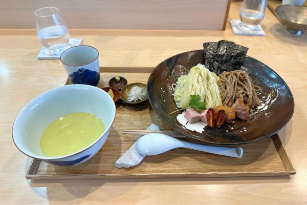 「つけ麺（塩）¥2000、お出汁割り（にぼし）¥200」@飯田商店 湯河原本店の写真