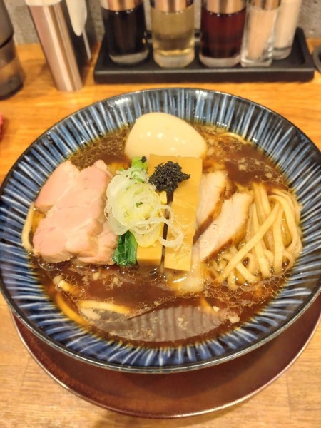 「特製醤油らぁめん　大盛」@麺処 青野の写真