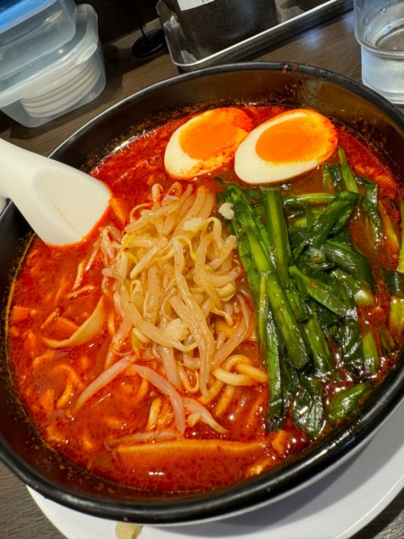 「旨辛ラーメン」@来来亭 木更津店の写真