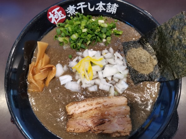 「鬼煮干しラーメン」@極煮干し本舗 フォレストモール甲斐竜王店の写真
