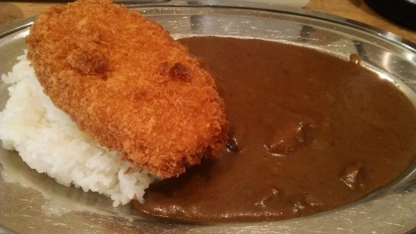 「カレーライス並盛 600円＋コロッケ 100円」@ニホンバシ ハルヲの写真