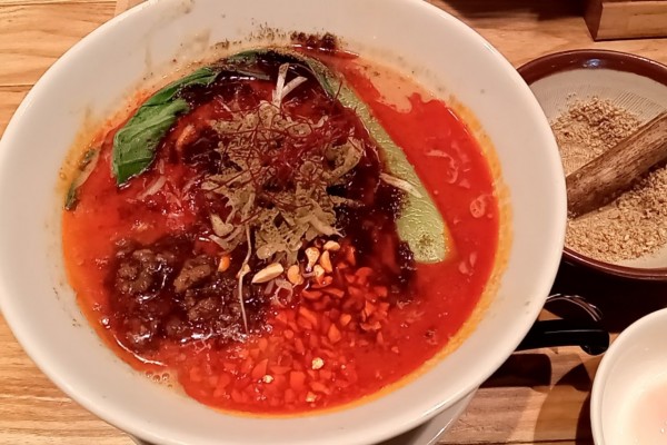 「四川担々麺(950円)」@四川担々麺 どういうわけで、の写真