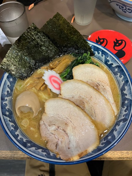 「特製らーめん」@麺彩房 中野本店の写真