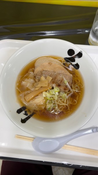 「ふわっとろ海老ワンタンメン」@花鳥風月 酒田本店の写真