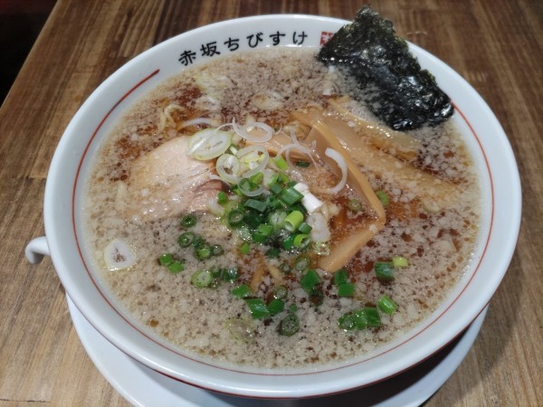 「特製ラーメン・こってり」@赤坂ちびすけ OOTEMORI店の写真
