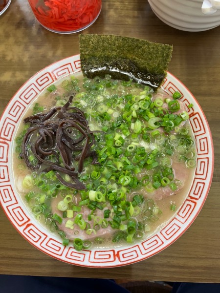 「ねぎチャーシュー麺　替え玉　ライス」@博多長浜らーめんもりやの写真