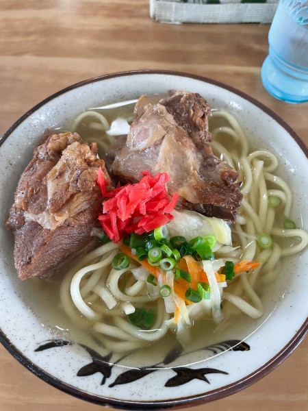 「ソーキそば」@丸吉食堂の写真