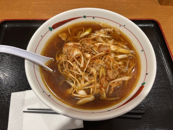 「辛口らーめん醤油　830円」@福よし さいたま新都心店の写真