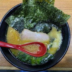 ラーメン(並) 750円