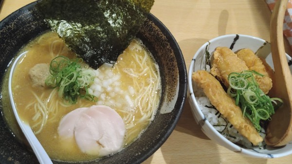 「濃厚醤油鶏白湯、鶏天丼」@濃厚鶏SOBA 麺 THE KUROの写真