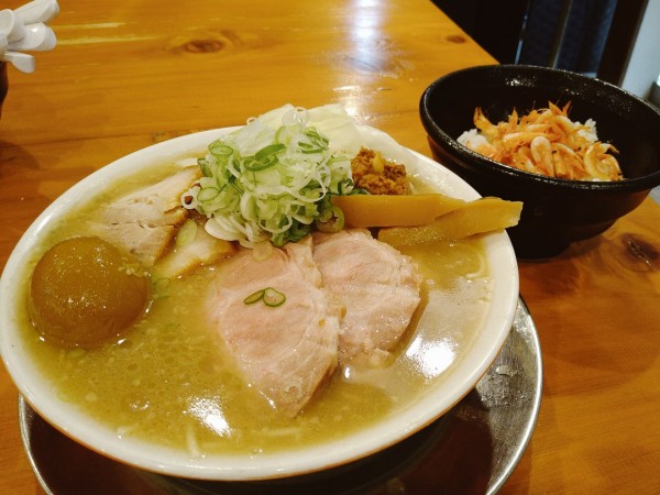 「肉の日限定/メタボリック豚骨らーめん2023チャーシュー増し」@らーめん 五ノ神精肉店 煮干し編の写真