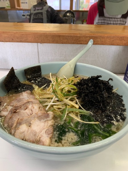 「岩のりチャーシューメン、大盛、ネギトッピング」@ラーメンショップ 長和店の写真