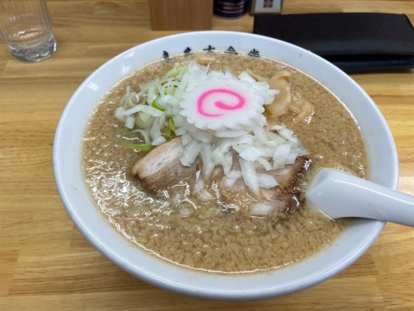 「蔵出しみそ　背脂玉葱　大盛　1050」@喜多方食堂 磯崎の写真