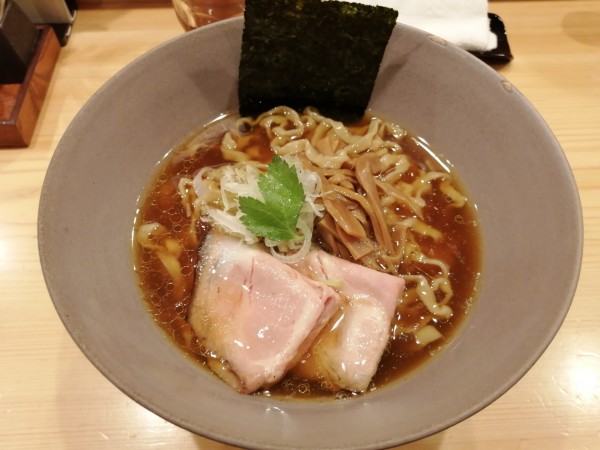 「中華そば　大盛り　平打ち麺　　1200円」@自家製麺 ロビンソンの写真