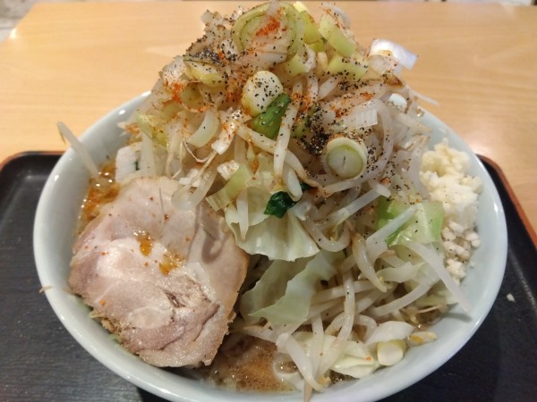「ラーメン　野菜マシマシ」@旨い安い腹いっぱい 幕張店の写真
