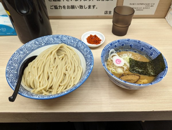 「辛つけめん」@狼煙 大宮店の写真