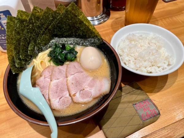 「オールスターラーメン(並)」@横浜家系ラーメン 中野家 東長崎店の写真