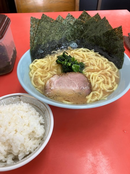 「ラーメン　中　海苔増し　小ライス」@ラーメン ひなた屋の写真