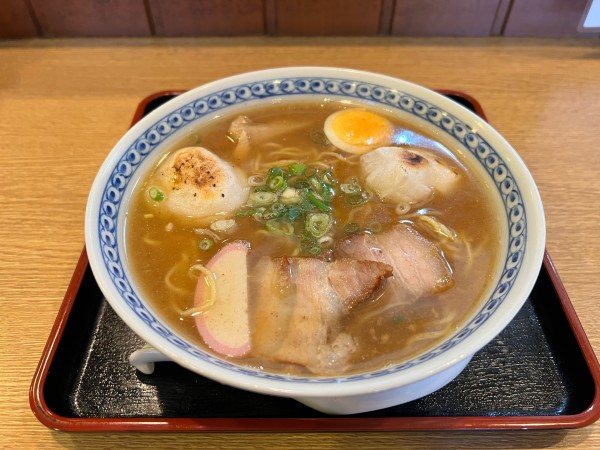 「餅入り中華そば」@更科の写真