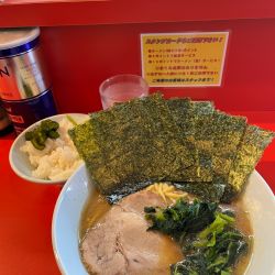 並海苔増し880円硬め濃いめ、無料半ライス