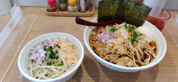 「みそら～めん並+野菜好き、しめのごはん（きいろ）」@麺小屋 てちの写真