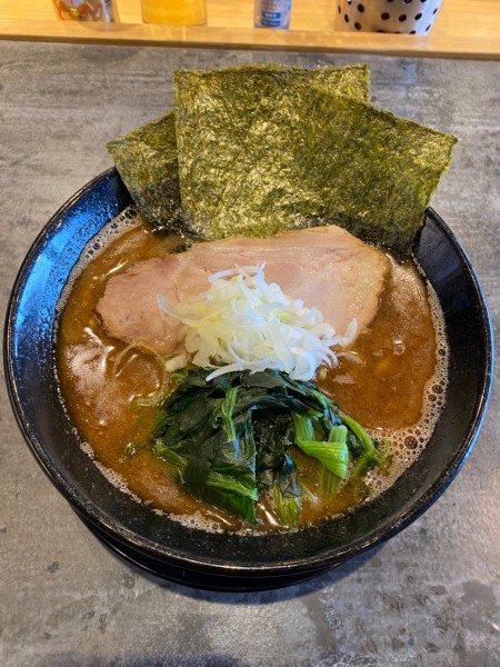 「魚介豚骨」@家系ラーメン 桜家の写真