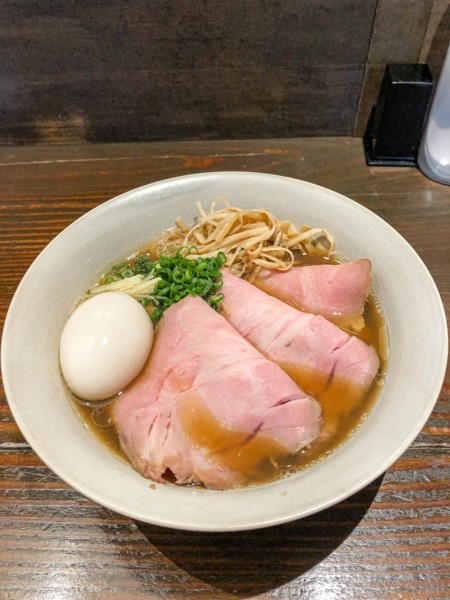 「特製醤油 そば」@大磯 海そばの写真