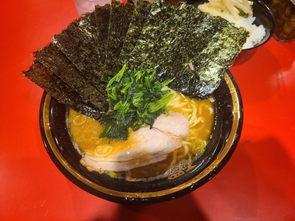 「ラーメン+海苔+ライス」@環2家 蒲田店の写真