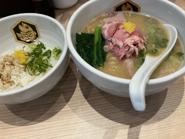 「濃厚真鯛らーめん雑炊セット1280円」@真鯛らーめん 麺魚 船橋店の写真