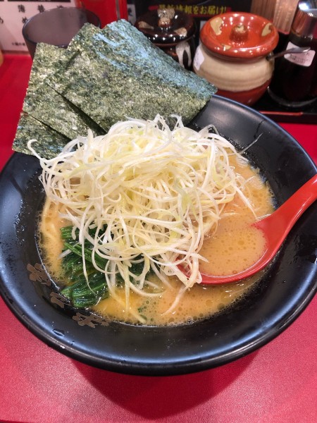 「ネギラーメン」@横浜家系ラーメン 武平家の写真