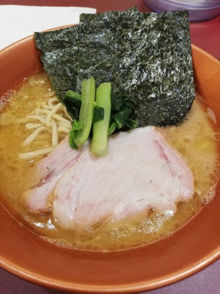 「ラーメン」@家系ラーメン 革新家 TOKYOの写真