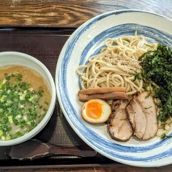岩のり塩つけ麺(大)