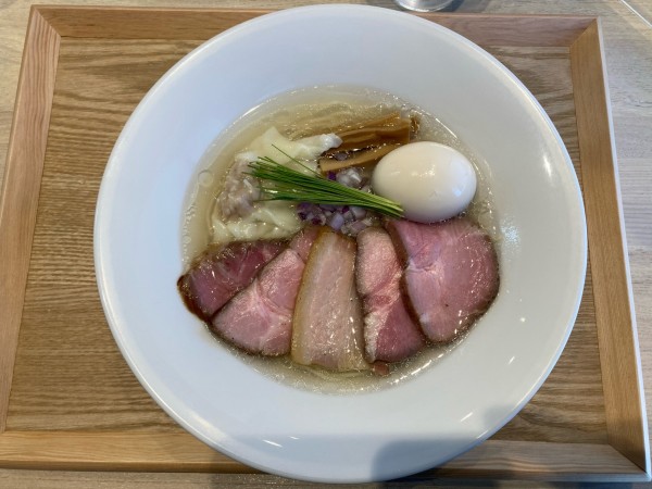 「特製中華蕎麦 塩」@宍道湖しじみ中華蕎麦 琥珀 東京本店の写真