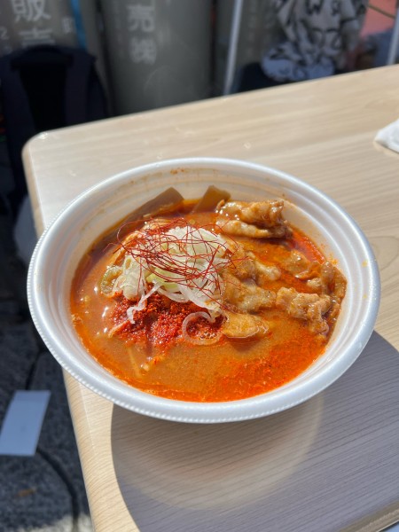 「辛味噌ラーメン　辛さ増し」@極辛味噌専門店 麺屋つどいの写真