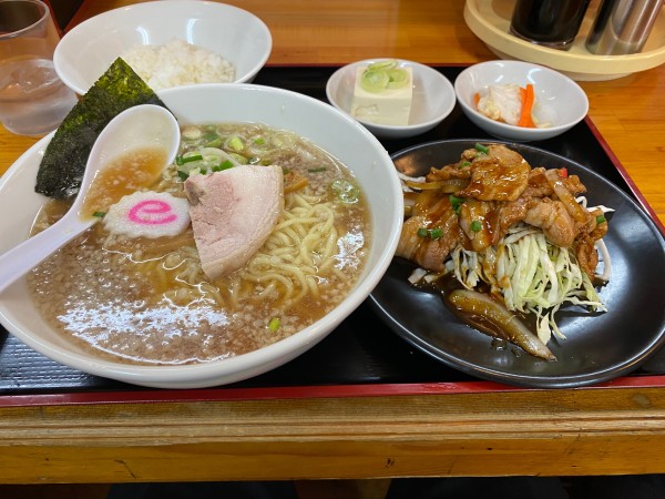 「焼肉定食ラーメン」@らーめん食堂 かみやの写真